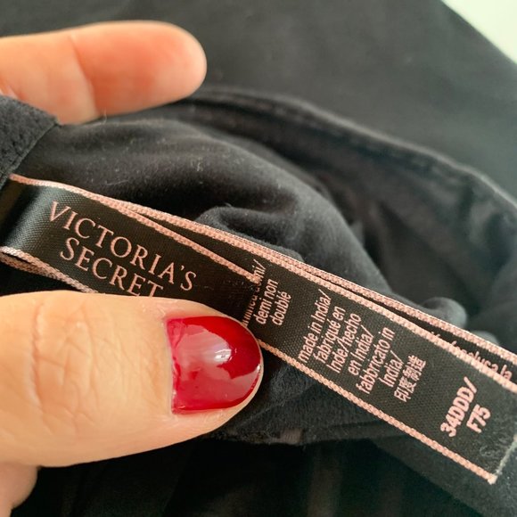 Victoria's Secret Body by Victoria Black Bra 34DDD Underwire Soft Cup Lace Trim - Picture 5 of 7